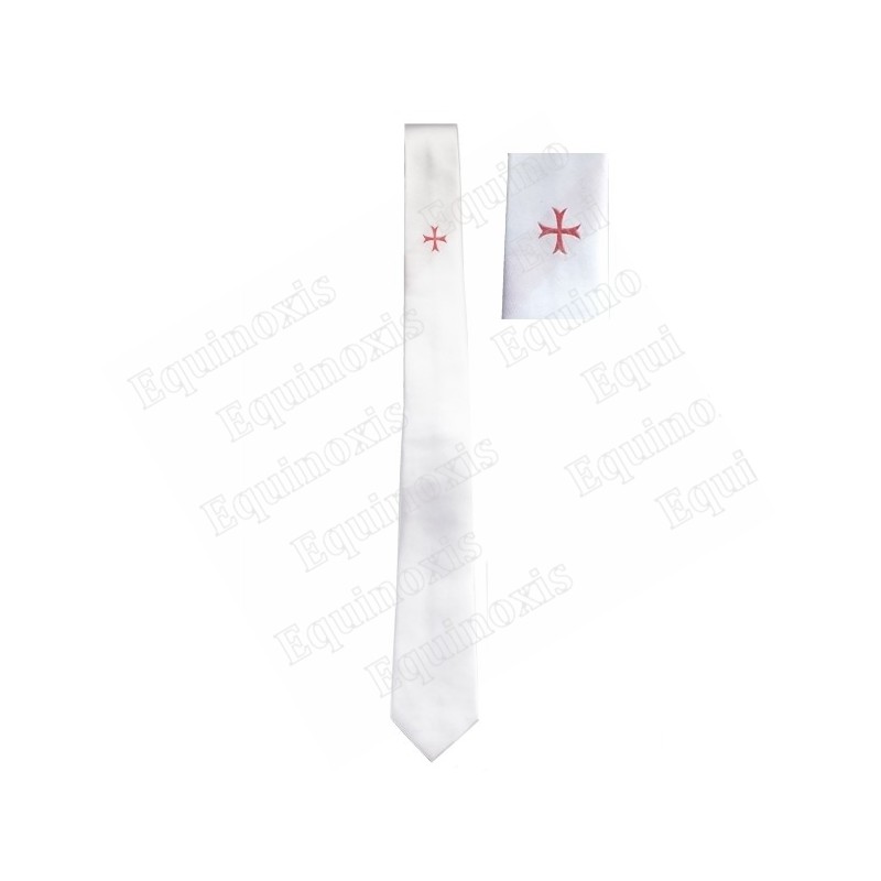 Cravate maçonnique – Blanche avec croix templière pattée rentrée sur bande pastel – CBCS