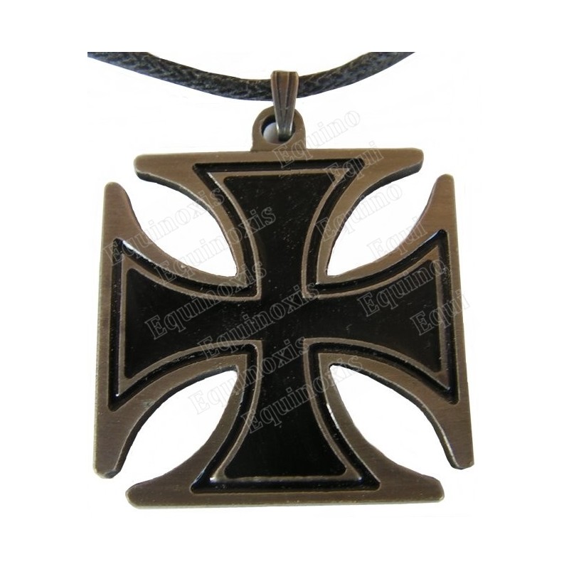 Pendentif croix – Croix teutonique 